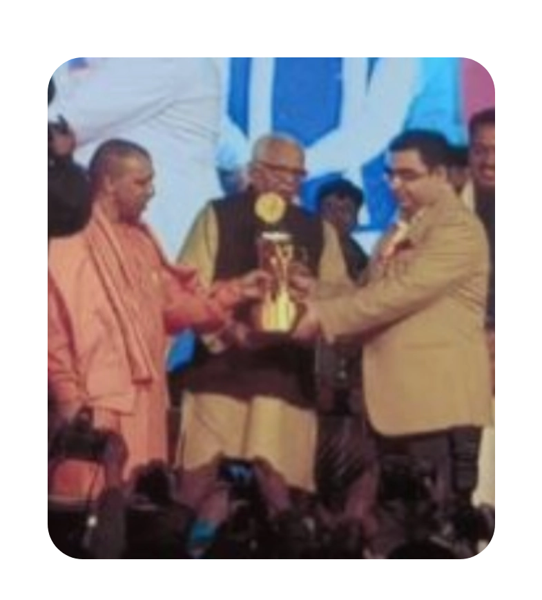 Dr. Anurag Mehrotra receiving recognition